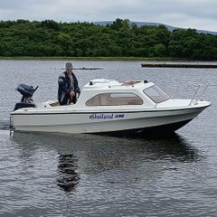 Shetland 498 boat and trailer