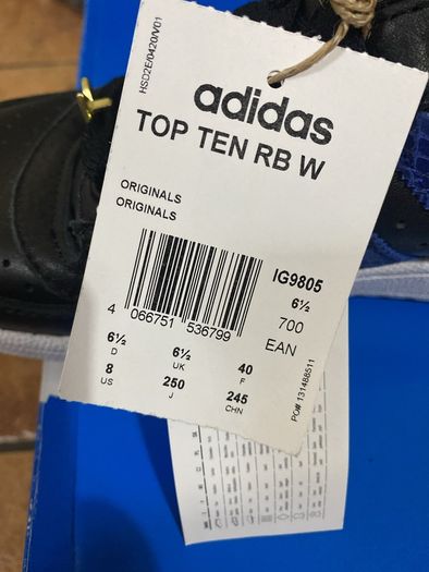 Adidas Trainers Hightop Adidas Original size 6.5 runners brand new