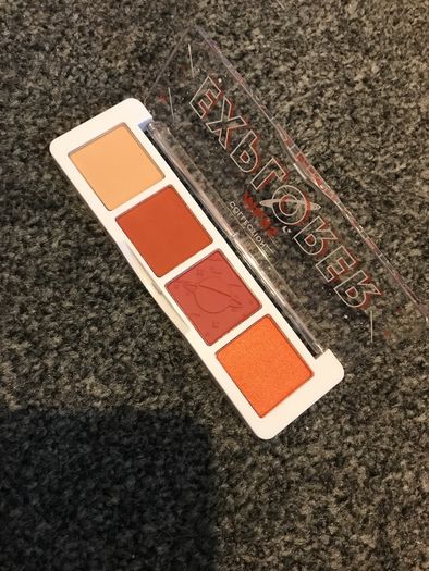 eyeshadows