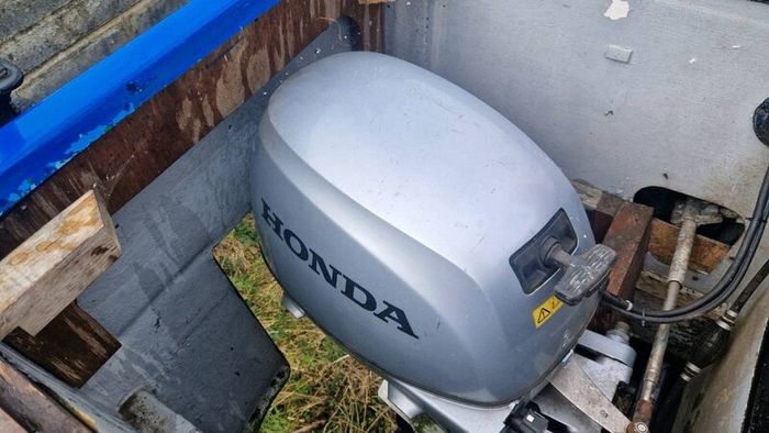 Dawncraft Dandy 19ft with trailer & Honda outboard