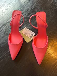 H&M Pink slingback 3&1/4 inch heels Size 7/EUR 40 BNWT