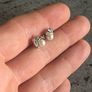 9 carat pearl earrings Image 6
