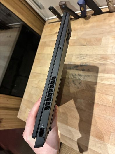 Hp Omen 17 Gaming Laptop ---- Ryzen 7 8845hs, Rtx 4060, 32gb Ram, 1tb Ssd