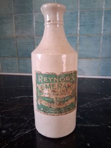 original Dublin label stoneware emerald green writing fluid Reynor Dublin