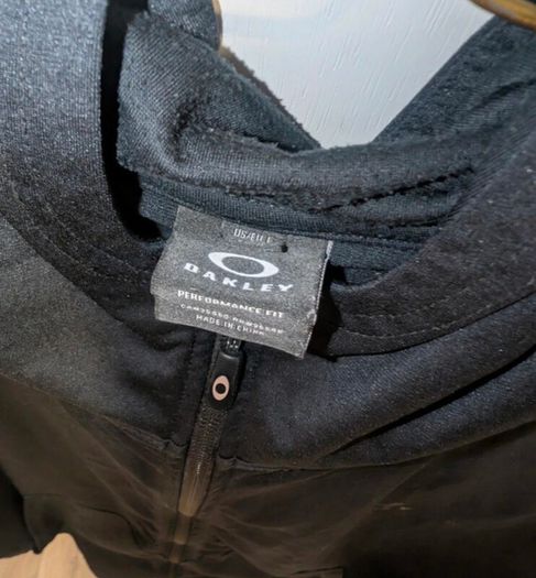 Oakley Hoodie