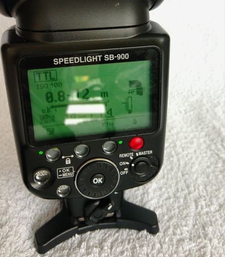 Nikon SB900 Speedlight