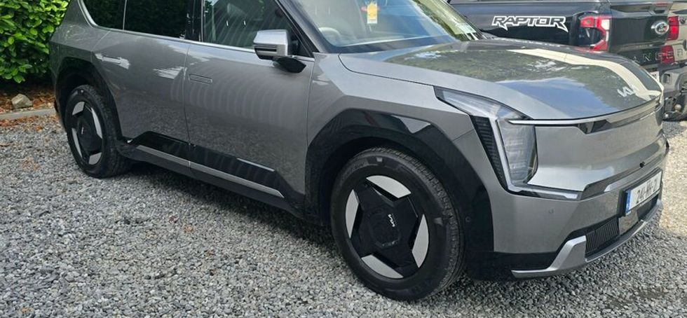 Kia EV9  Earth 2024