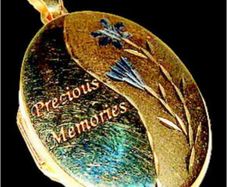 Vintage 9ct Gold Treble Section Locket