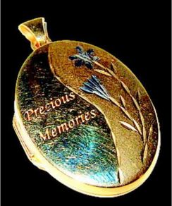 Vintage 9ct Gold Treble Section Locket
