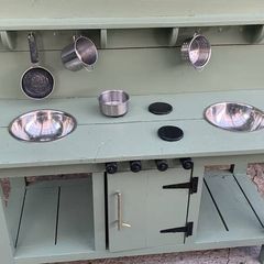 Mud kitchen
