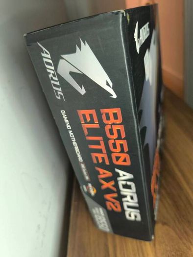 Gigabyte aorus elite ax v2 (Brand new condition)