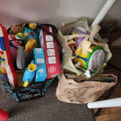 toys