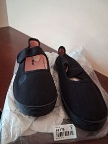 Girls Black Pumps