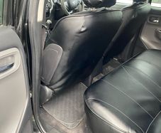 2016 mitsubishi L200