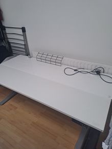 Adustable Standing Sitting Desk
