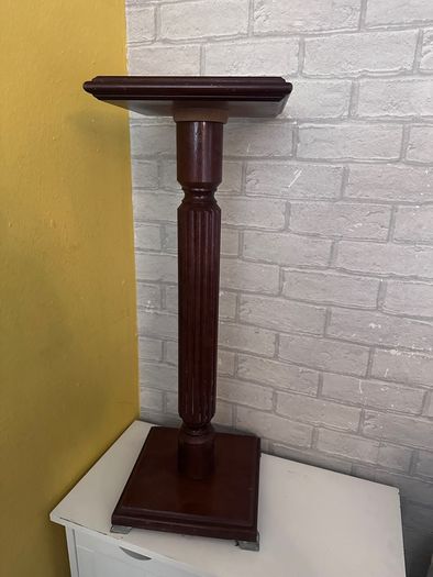 27" plant/statue stand