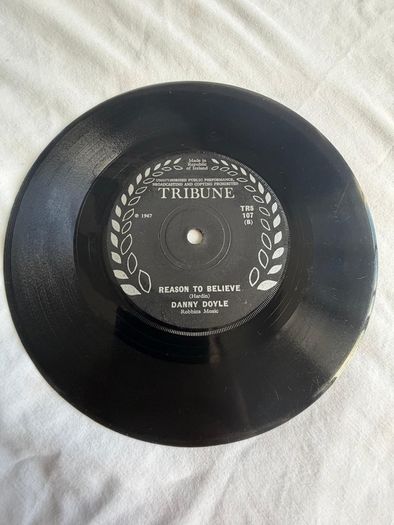 Curated Job Lot of 54 Vintage 7" Vinyl Records - ALL Pressed in Ireland (John Lennon, Pink Floyd, The Kinks)