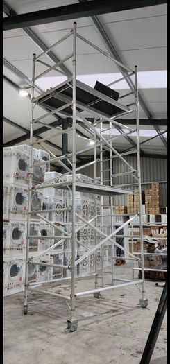 Aluminium scaffolding towers