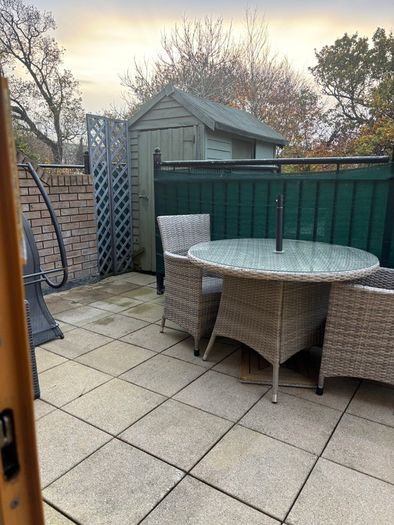 Free paving slabs to take