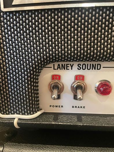 Laney LA Studio.