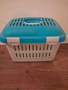 Small Pet (Rabbit/Guinea Pig) Carrier (Collect Stillorgan)