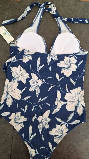 Ladies swimsuit