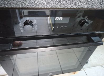 cooker Electrolux Built in Single Oven | EOD6C46K2 model from the SteamBake