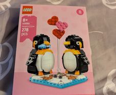 Lego penguins in love 40886