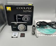 Nikon COOLPIX S2700 16MP Digital Camera Black - Boxed - Full Kit Nr Mint