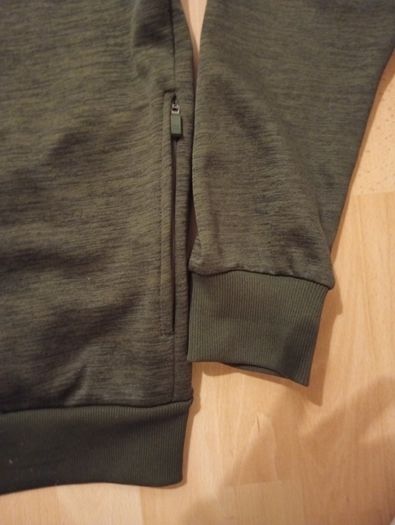 McKenzie Thermal Windbreaker Jacket (( Size Adult Large / perfect Condition))