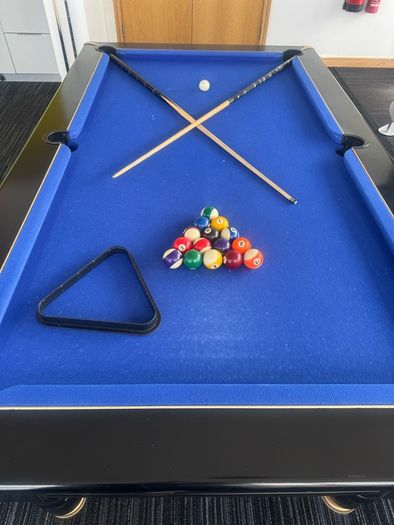 Pool table