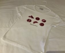 Gorgeous Small Pull and Bear white tshirt top with pink motif