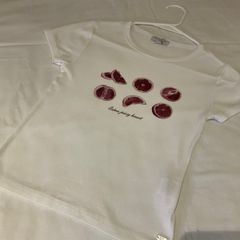 Gorgeous Small Pull and Bear white tshirt top with pink motif