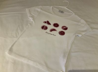 Gorgeous Small Pull and Bear white tshirt top with pink motif