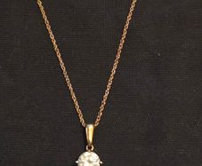 9ct Gold Ladies Necklace