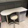 Nail Table & Stool Image 4