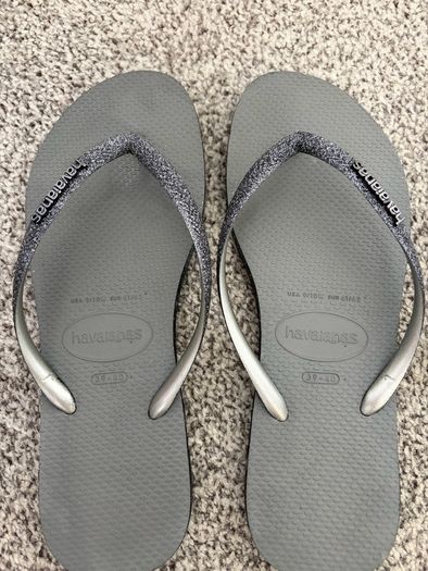 Havaianas plus 2 x Carvela gel flipflops