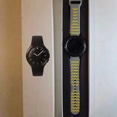 Samsung Galaxy Watch 4 Classic (42mm) with Original Charger