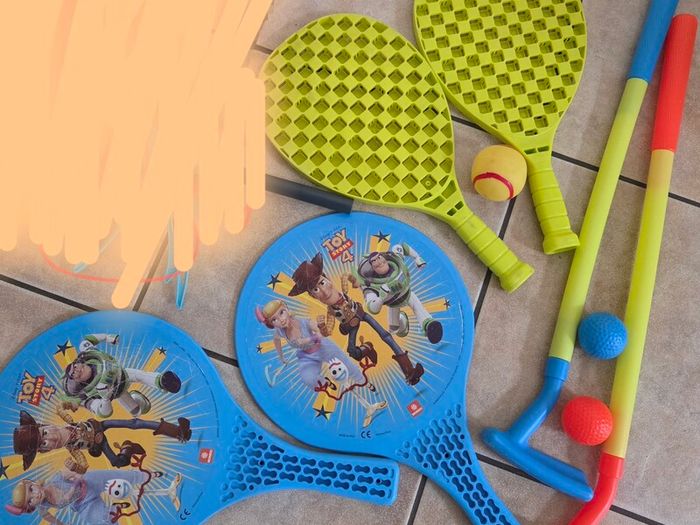 Toy rackets & golf club sets FREE
