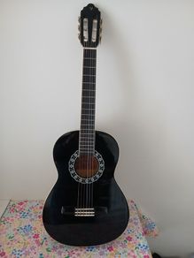 valencia guitar