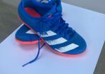 Spikes size 3.5