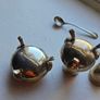 Vintage newbridge silver plate salt & pepper set (epns) with spoon Image 3