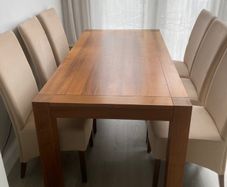 Dining Table & 6 Chairs
