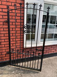 Side Gate - Iron