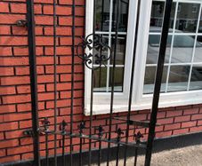 Side Gate - Iron