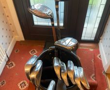 Full golf set + Accessories (NO PUTTER)