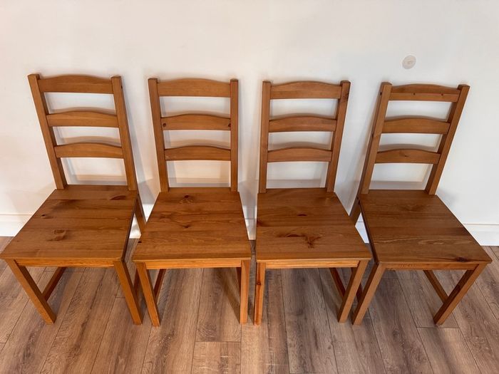 Solid Pine Wood Dining Table & 4 Chairs