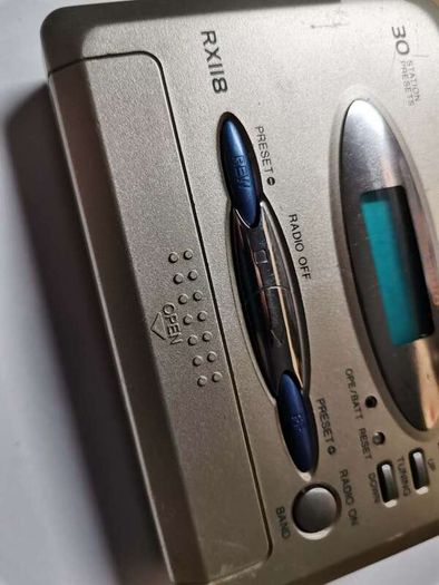 AIWA RX118 Cassette Walkman Player