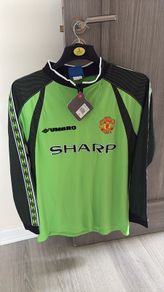 Manchester united jersey