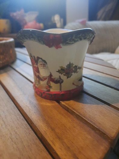 Yankee ceramic votive candle holder